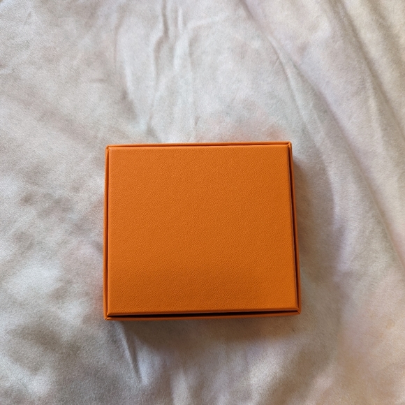 Authentic Hermes Shopping Bag and Box - Picture 5 of 5